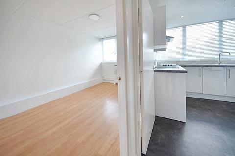 1 bedroom flat to rent - Dingley Lane, London SW16