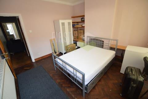 undefined, Knighton Fields Road East, Leicester LE2