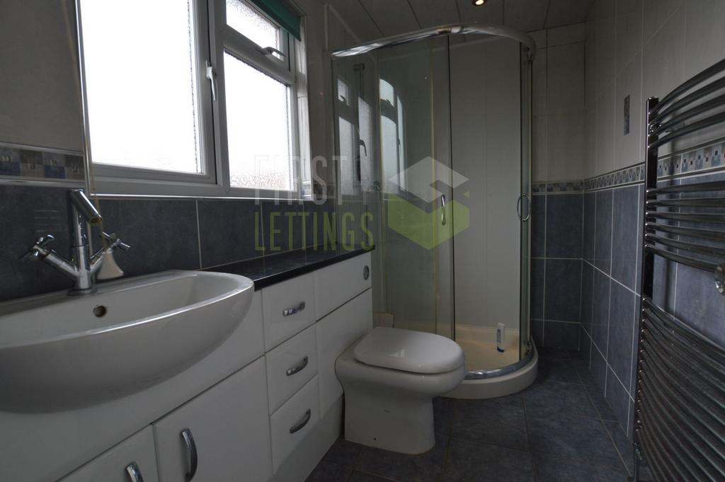 Ensuite bathroom