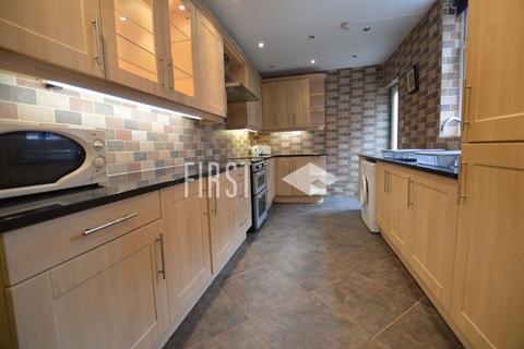 4 bedroom terraced house to rent, Glossop Street, Leicester LE5