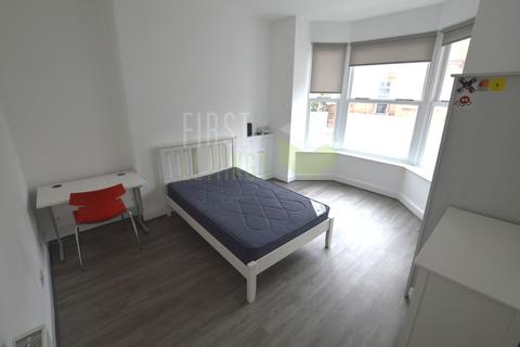 6 bedroom terraced house to rent, Saxby Street, Leicester LE2