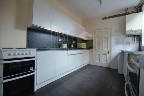6 bedroom terraced house to rent, Westcotes Drive, Leicester LE3