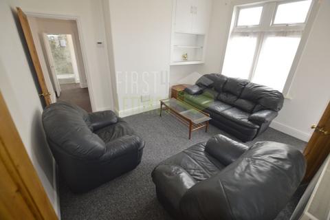 4 bedroom terraced house to rent - Kingsley Street, Leicester LE2