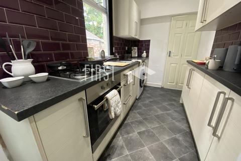 3 bedroom terraced house to rent, Wordsworth Road, Leicester LE2