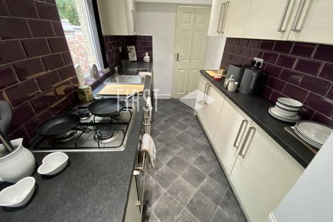 3 bedroom terraced house to rent, Wordsworth Road, Leicester LE2