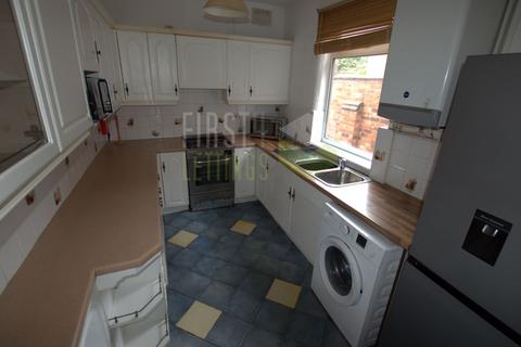 6 bedroom terraced house to rent, Lorne Road, Leicester LE2