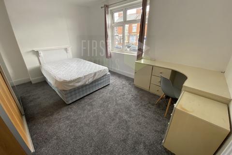 3 bedroom terraced house to rent, Welford Road, Leicester LE2