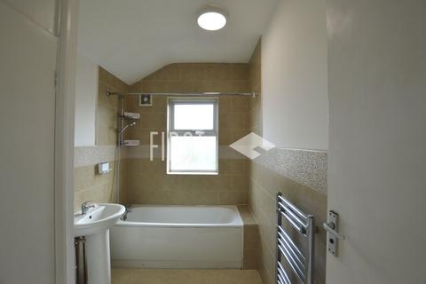 2 bedroom terraced house to rent, Churchill Street, Leicester LE2