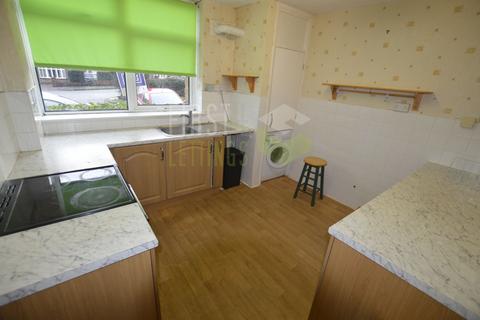 2 bedroom flat to rent, Stoughton Road, Leicester LE2