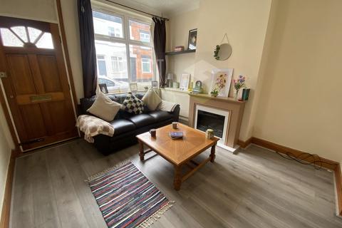 2 bedroom house to rent, Sheridan Street, Leicester LE2