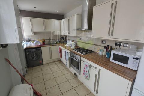 4 bedroom house to rent, Lorne Road, Leicester LE2
