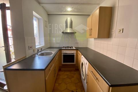 4 bedroom terraced house to rent, Barclay Street, Leicester LE3