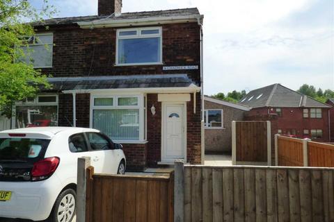 2 bedroom semi-detached house to rent, Chadwick Road, Haresfinch