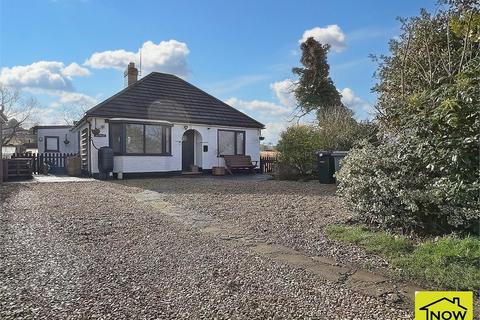 2 bedroom detached bungalow for sale, Brant Road, Fulbeck, Lincolnshire.