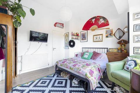 2 bedroom flat for sale, 3 Wendon Street, London E3