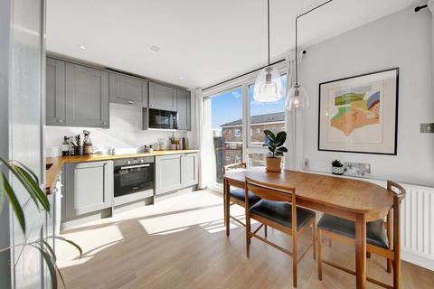 Flat 6, 40 Bow Common Lane, London, E3 4AX