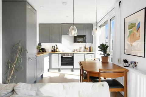 Flat 6, 40 Bow Common Lane, London, E3 4AX