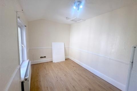 1 bedroom flat to rent, Clive Road , West Dulwich, London ,