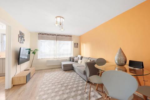 9 Regent Square, London, E3 3HQ