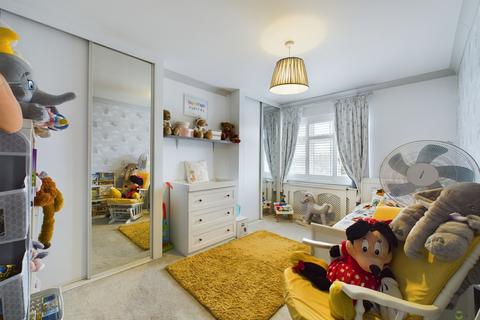 107 Hurst Road, Erith, DA8 3EW