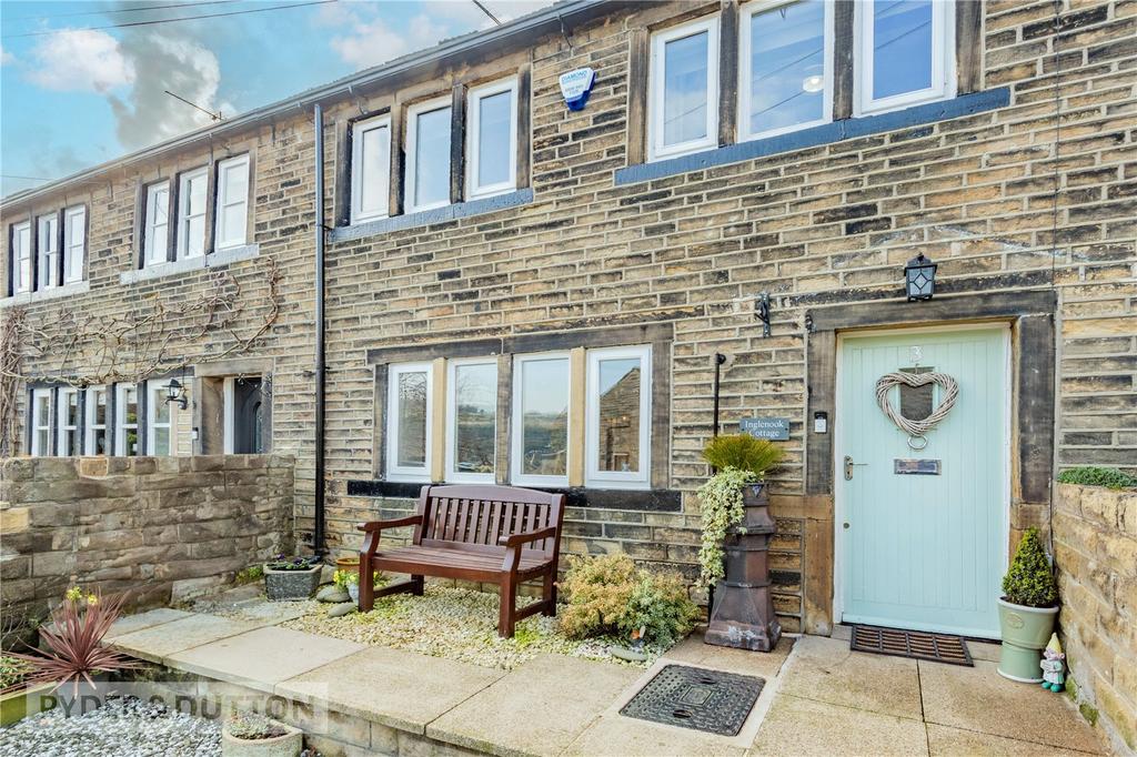 Scarhouse Lane, Golcar, Huddersfield... 2 bed terraced house for sale