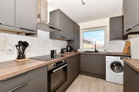 2 bedroom apartment for sale, Maldon Road, Wallington, Surrey