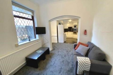 5 bedroom house share to rent, Alresford Road, Manchester