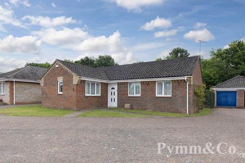 3 bedroom detached bungalow for sale, Cleves Way, Norwich NR8
