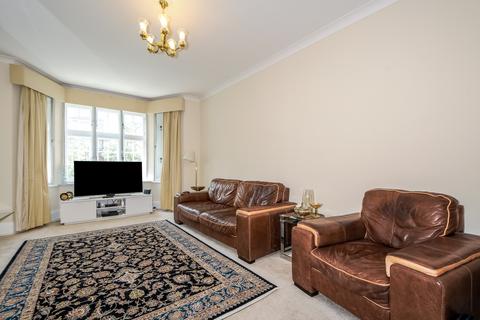 2 bedroom flat to rent - Clifton Court  St John's Wood NW8