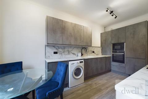 8 Alma Cottages, Leeds, LS6 3PT