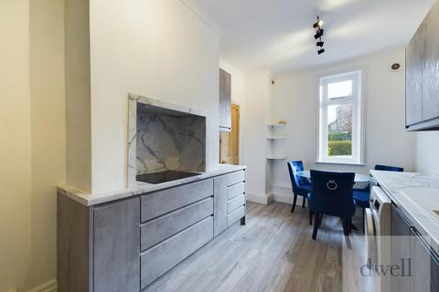 8 Alma Cottages, Leeds, LS6 3PT