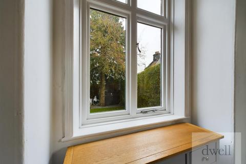 8 Alma Cottages, Leeds, LS6 3PT