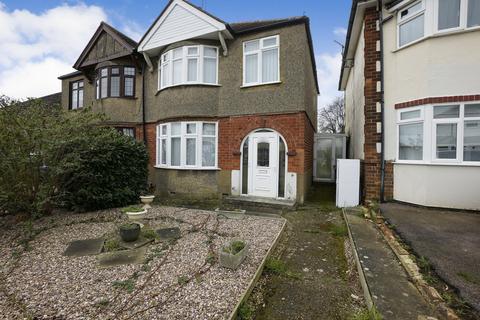 47 Central Avenue, Northampton, NN2 8EA