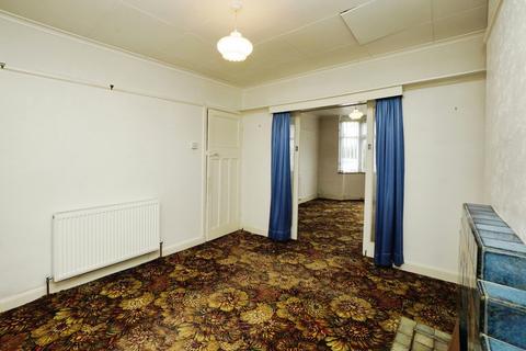 47 Central Avenue, Northampton, NN2 8EA