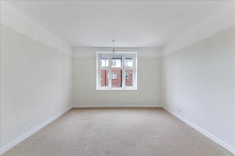 2 bedroom flat to rent, Dorchester Court, Leigham Court Road, London, SW16