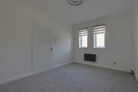 2 bedroom flat for sale, North Street, Emsworth
