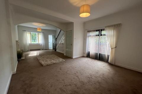 2 bedroom end of terrace house for sale, Roe Green, Manchester M28