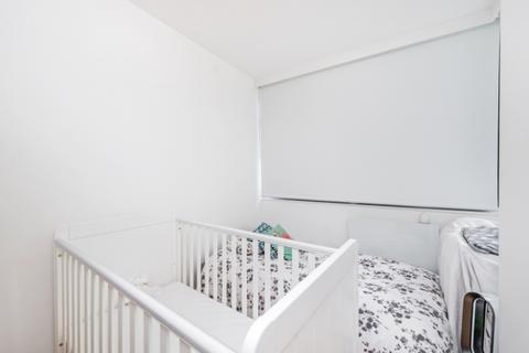 2 bedroom flat to rent - Craven Hill Gardens London W2