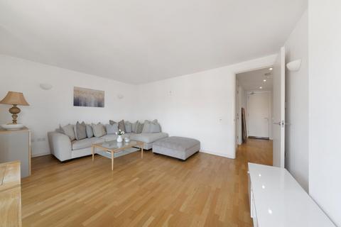 undefined, New Providence Wharf, Fairmont Avenue, E14