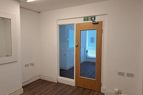 Office to rent, Bedford MK40