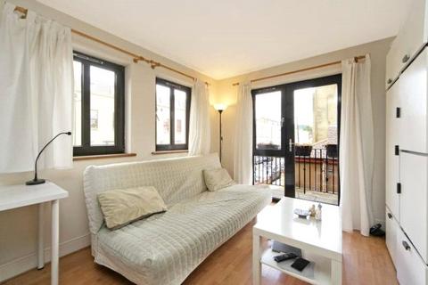 102 Dalling Road, London, W6 0JA