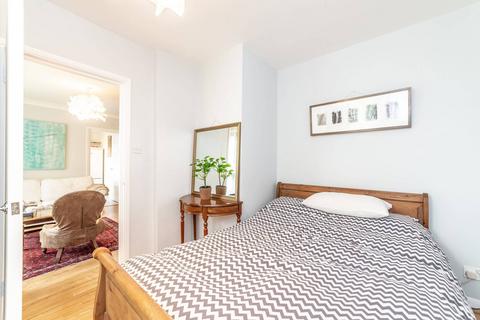 1 bedroom flat for sale - Camden Road, Camden, London, NW1