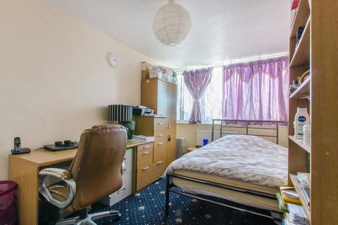 2 bedroom flat for sale, Carmen Street, Poplar, London, E14