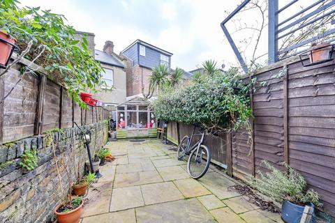 65 Bollo Bridge Road, London, W3 8AX