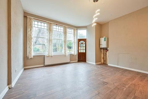 2 bedroom flat to rent, Tetherdown, Muswell Hill, London, N10