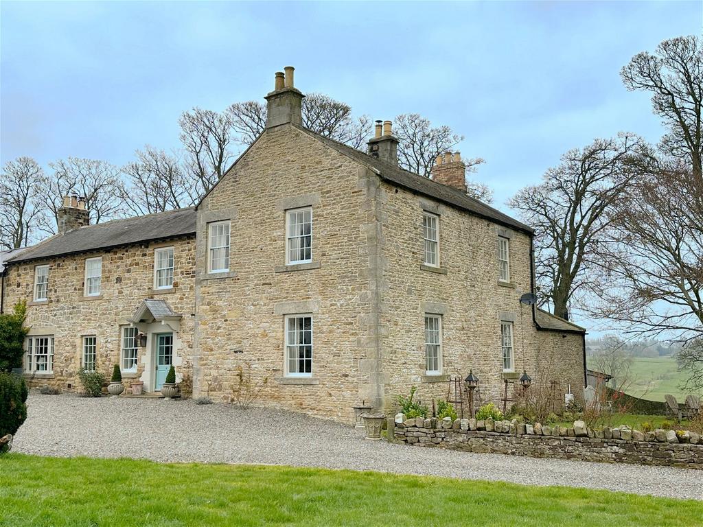 Lowgate, Hexham NE46 4 bed country house £1,150,000