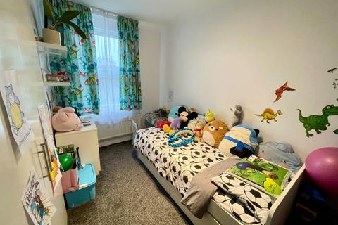 72 Kingston Road, Luton, LU2 7SA