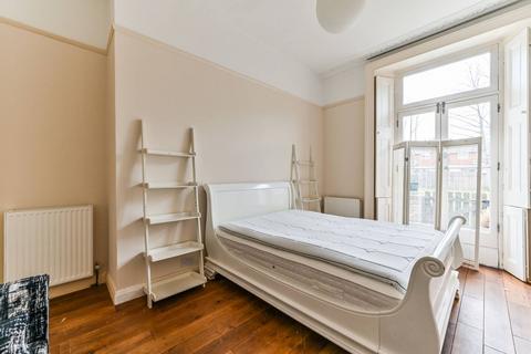 2 bedroom maisonette for sale, The Avenue, Worcester Park, KT4