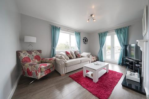2 bedroom apartment for sale, Charnwood Court, Markfield LE67
