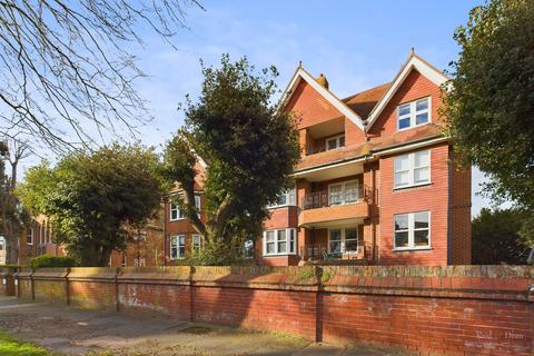 2 bedroom apartment to rent, St Johns Road, Eastbourne